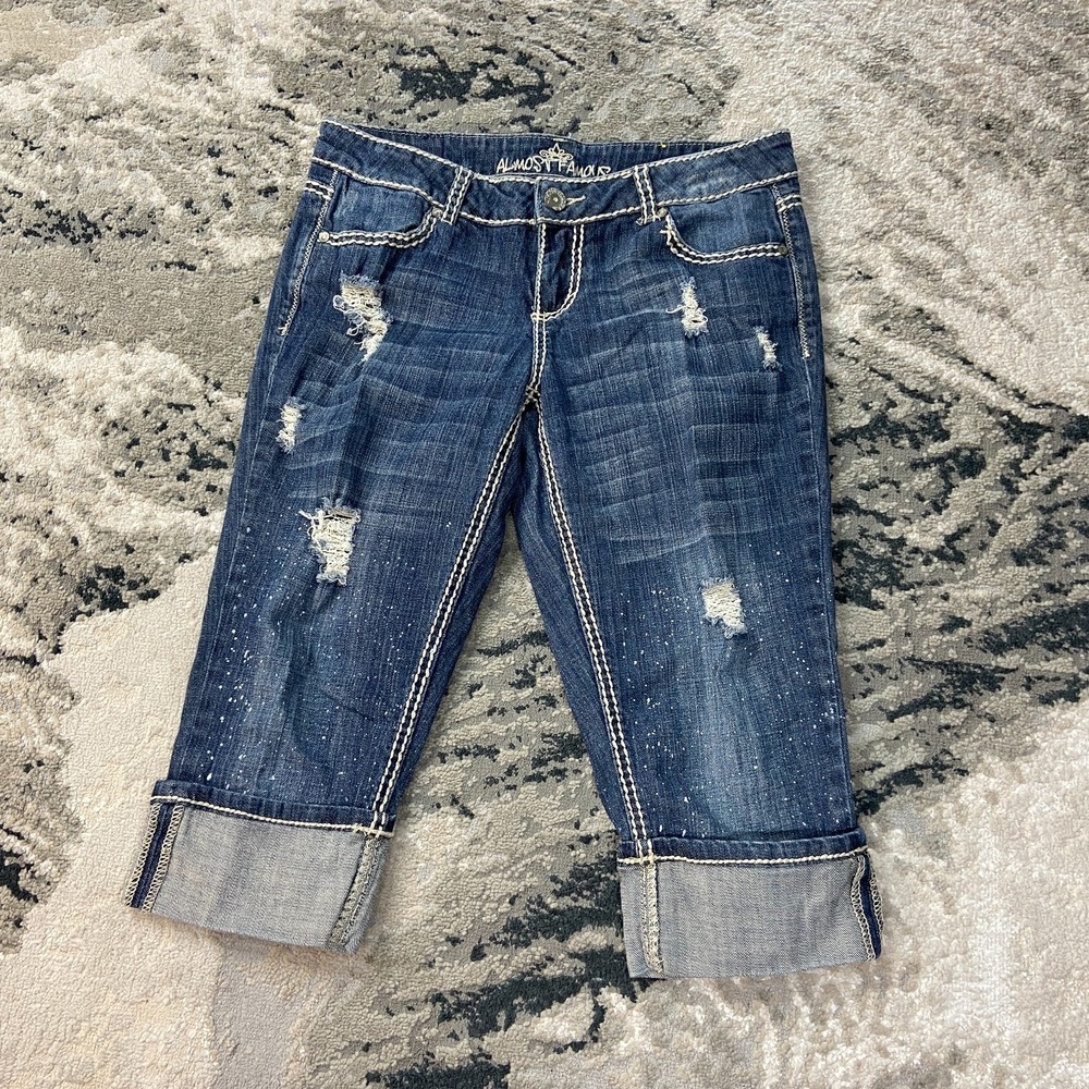 Almost Famous Capri Jeans Womens‎ 11 Blue Cotton Low Rise Distressed Cuffed Hem